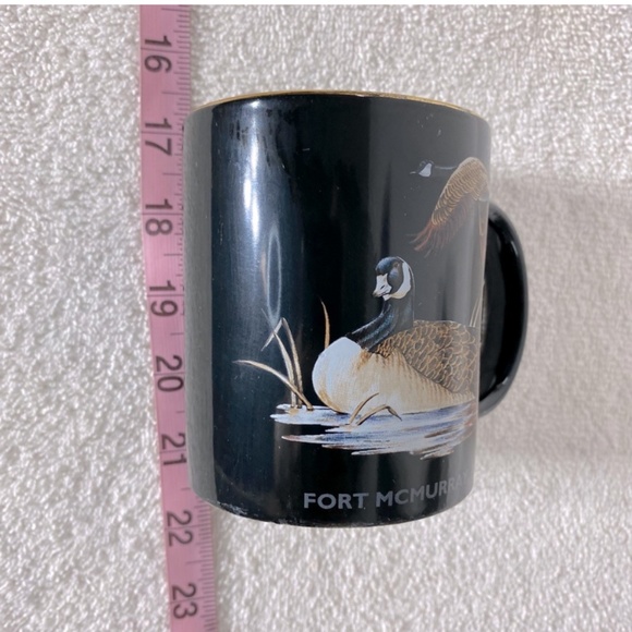 Vintage Fort McMurray Souvenir Canada Goose Mug - Picture 13 of 13